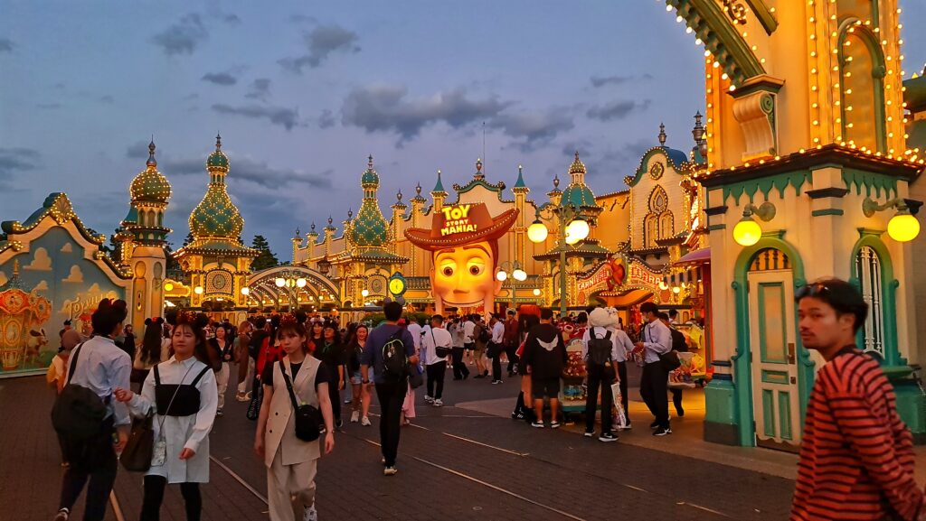 toy sport in global village